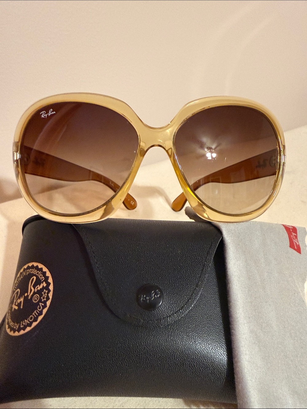 Ray-Ban Women's Beige Frame Sunglasses with Brown Gradient Lenses